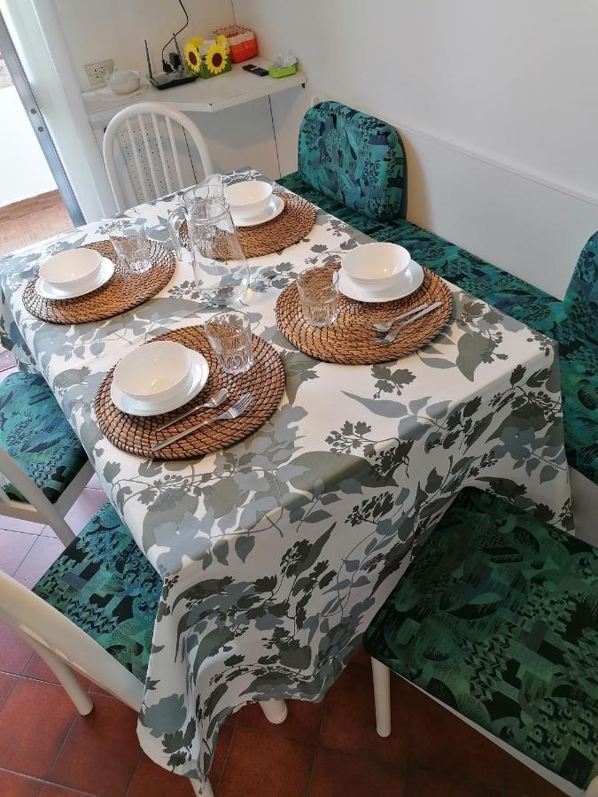 Mare Con Terrazza Apartment *